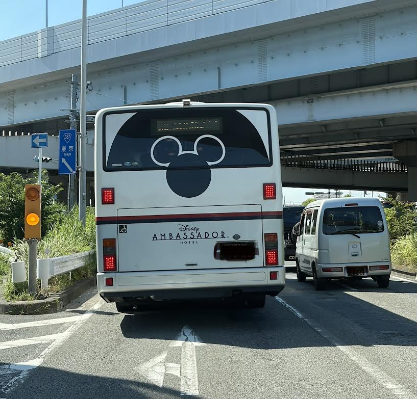 舞浜・新浦安にてホテルとテーマパークを結ぶ無料シャトルバス